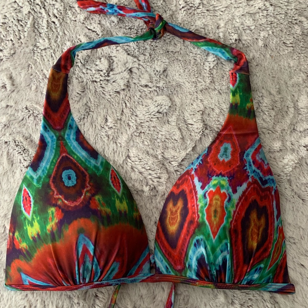 3/$32 InGear Sz M multi color halter push-up bikini top w/ties back/neck.. VEUC.